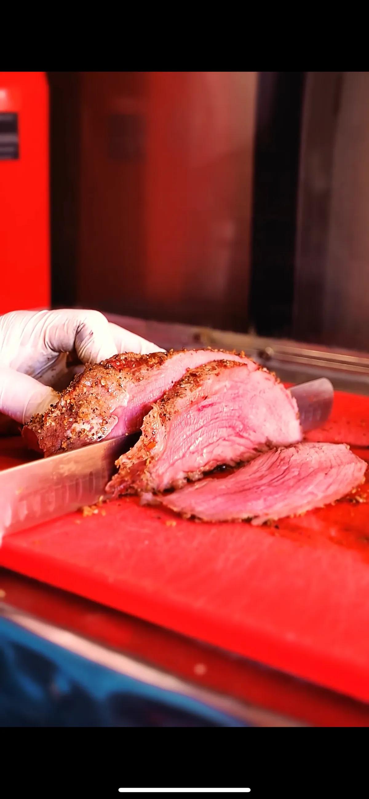 Slicing smoked tri tip